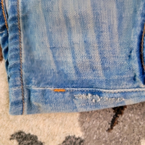 BDG Women's Size 25 Mid Rise Cheeky Shorts - Picture 8 of 11